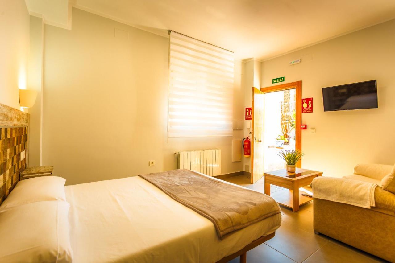 Apartamentos Turisticos Cullar Vega المظهر الخارجي الصورة