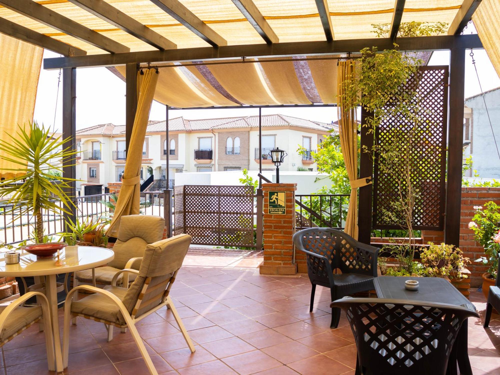 Apartamentos Turisticos Cullar Vega المظهر الخارجي الصورة
